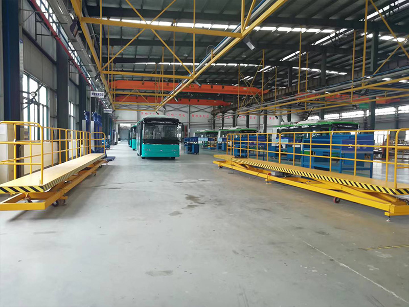 剪刀叉可移動側(cè)式升降臺